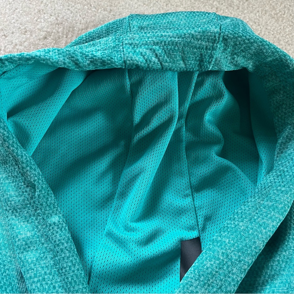 Adidas Women’s Green/Blue Hoodie NWT - Picture 6 of 8